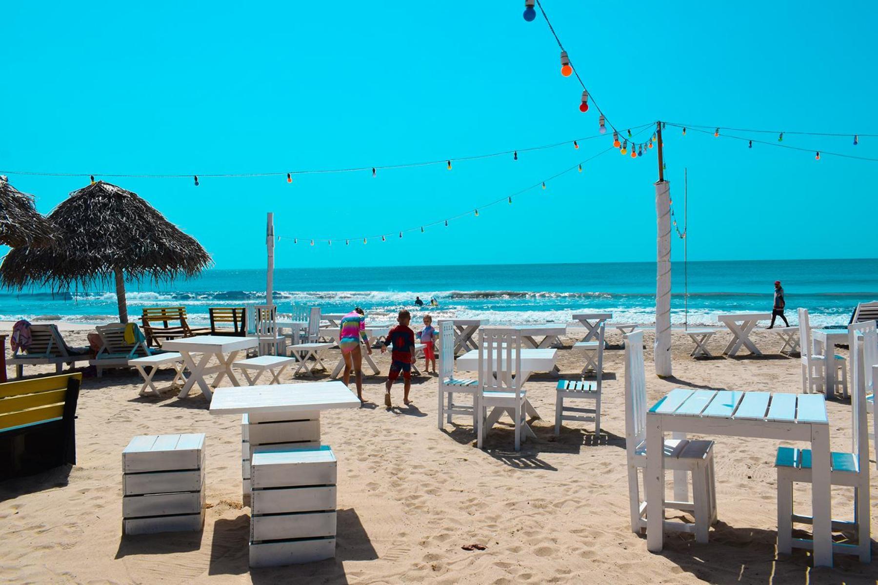 טרינקומאלה Golden Beach Cottages מראה חיצוני תמונה